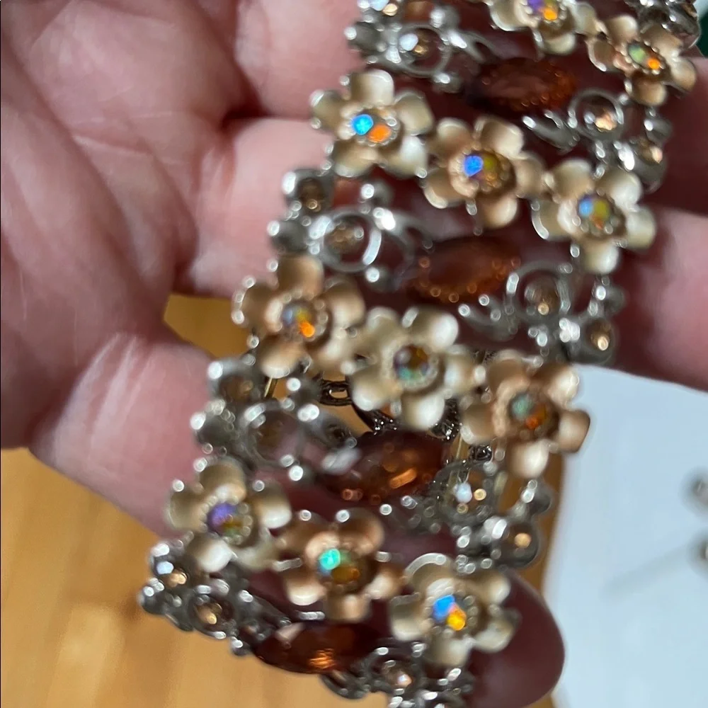 Premier Designs “Floral Affair” stretch bracelet. Cuff style.